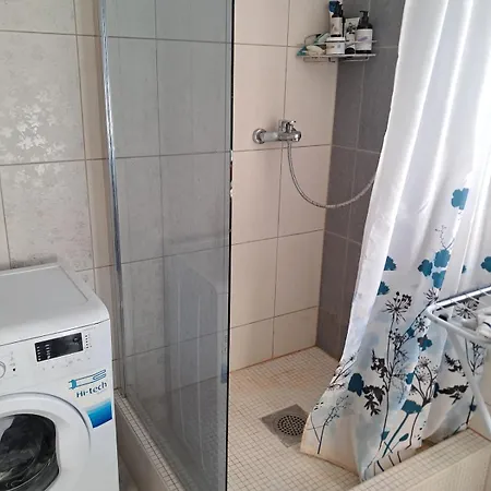 Homely And Comfortable Near The Center! 아파트 *