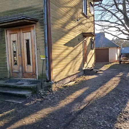 Homely And Comfortable Near The Center! 아파트