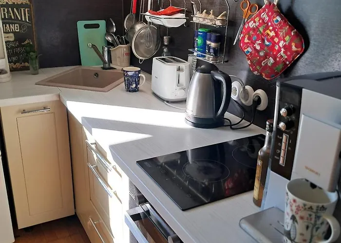 Homely And Comfortable Near The Center! 아파트 *